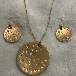 Necklace & earring set